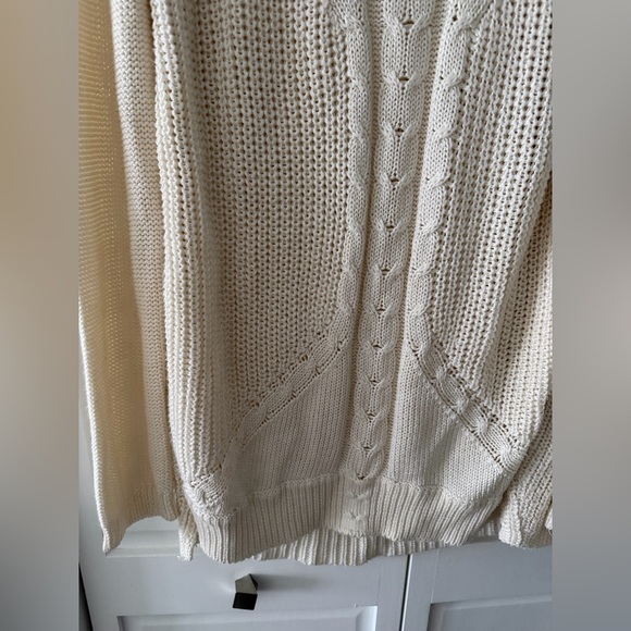 Like new Zara Knit Cream Cable Sweater L Oversized Chunky Boho - Picture 5 of 10